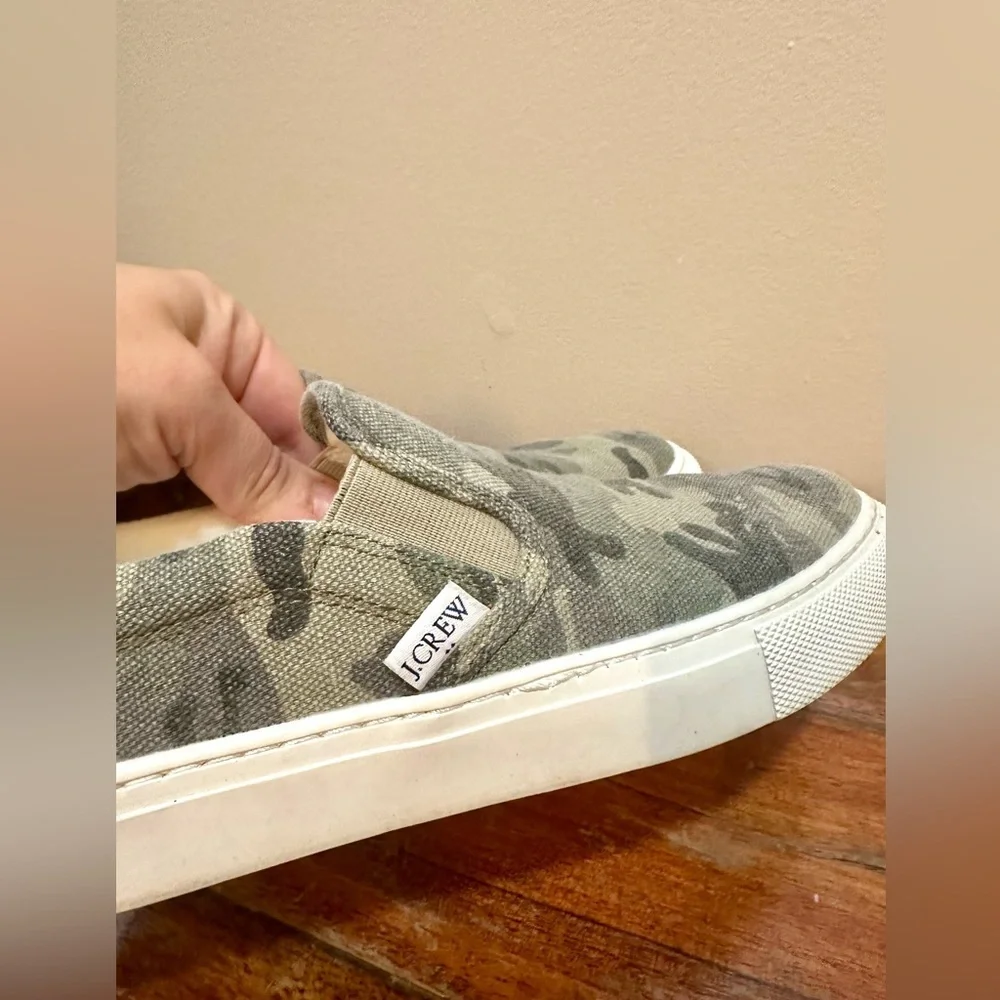 J.Crew Women’s Camo Road Trip Canvas Slip-On Size 6.5